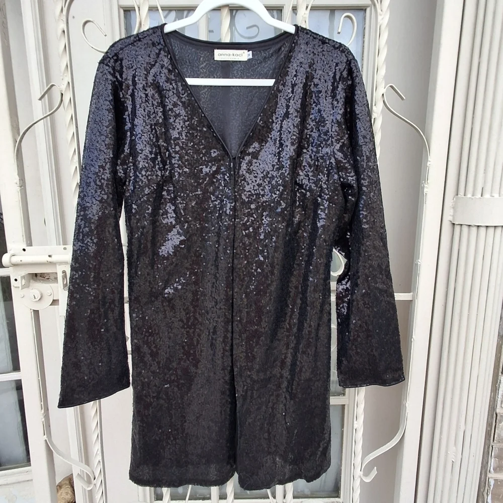 Anna-Kaci size medium